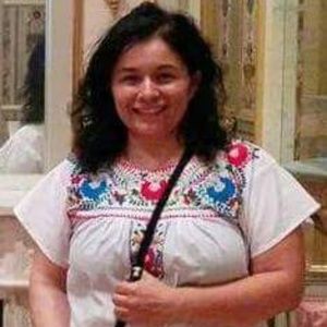 Meet your Posher, Monica